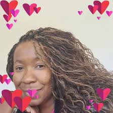 Dad and Stepmom Face Backlash for Excluding Stepson from Matching Pajamas,  Allowing Him to Wear Last Year's PJs for Family Christmas Photos. Stepmom  respond: I absolutely did not leave him out of