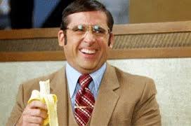ha ha if you want to be relaxed and good laugh this morning so spend a few  seconds with Steve... all legendary here 😂 : hair, suit, terrific tie and  the banana 😂🤣😆