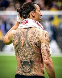 Anyone who follows zlatan ibrahimovic on instagram, or is simply just a fan, will have seen the those tattoos have gone now, these people are still here. Sanel Osmanbegovic Sanel7825 Profil Pinterest