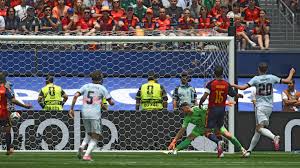 What is Unai Simón’s World Cup clean-sheet record? How did it end?