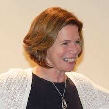 Lucy Andersen's Instagram, Twitter & Facebook