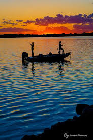 Trying to immortalise a few moments in this short life. Sunset Portraits Lifestyle Portrait Rush Lake Rush City Minnesota Fishing Portraits Bass Fishing Fishing Photography Fishing Pictures Bass Fishing Boats