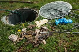 The septic tank is going to be in a straight line from the toilet bisecting the vent pipe and out into the yard. How To Locate Your Septic Tank Lid
