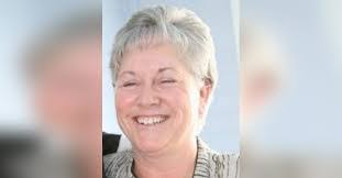 Dana Bohanan's Instagram, Twitter & Facebook