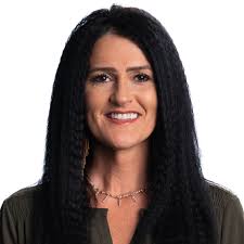 Dawn Alday's Instagram, Twitter & Facebook