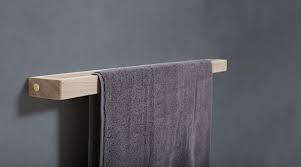 Handtücher badezimmer handtücher hema entdecken sie unsere. Handtuchstange Towel Rack By Andersen Furniture Holzdesignpur