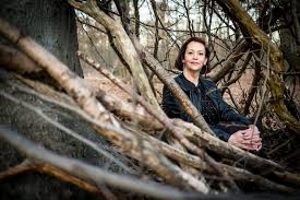 She was a member of the vanderbilt family of new york and the mother of cnn television anchor anderson cooper. Syrische Paare Wenn Auf Die Flucht Die Scheidung Folgt