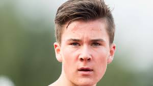 Entdecke rezepte, einrichtungsideen, stilinterpretationen und andere ideen zum ausprobieren. Jakob Ingebrigtsen Pa Ferie Med Kjaeresten For Monsterhelg I Em Smp No