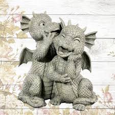 Drachenpaar Gartenfiguren Liebesgefluster Gartenfiguren Drachenzeichnungen Keltischer Drache