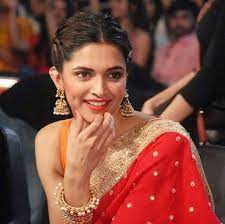 Pin By Ankita Mishra On Deepika Deepika Padukone Style Deepika Padukone Saree Deepika Padukone