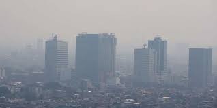 Kadar polutan yang sangat tinggi menyebabkan pencemaran udara jangka yang relatif panjang. Penyebab Polusi Udara Di Kota Besar