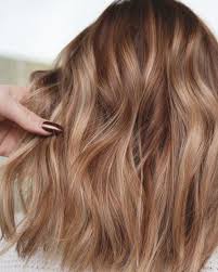 It's a heady mix of golden, red and orange tones that magically combine to create a soft, subtle colour. Caramel Blonde Hair Color Ideas
