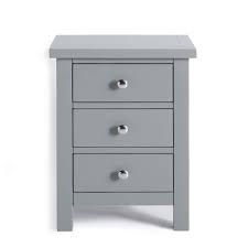 In various shades of grey, our collection features single and double drawers, lending enough space for your little somethings. Cornish Grey Bedside Table 3 Drawer Cabinet Roseland Furniture