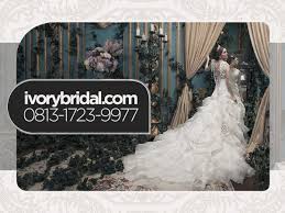 Inilah rekomendasi aplikasi desain baju terlengkap yang bisa kamu gunakan untuk membuat model baju terbaik. Baju Pengantin 2018 Model Baju Pengantin Terbaru Gaun Pengantin Silver Photo Gaun Pengantin Desain Gaun Pernikahan Baju Pengantin Gaun Pengantin Pengantin