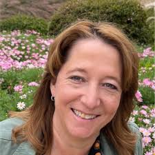 Hey Friends, understandably many people were distracted last week and  didn't get to see the live 30-min podcast with Laura Putman and myself as  we talked about wellness trends and things like… |