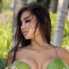 Ariana Diamond - YouTube