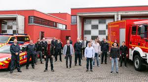 Hier bieten wir unseren kunden optimale bedingungen für forschung, entwicklung und produktion. Feuerwehrmann Bei Currenta Dormagen Mehr Als Nur Ein Job