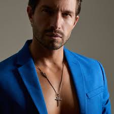 THE CROSS Minimal Latin Pendant