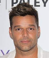 Ricky martin is a puerto rican pop singer. Ricky Martin Hairstyles Hair Cuts And Colors