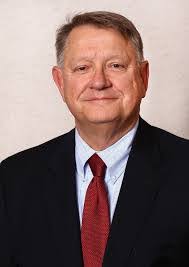 Jerry Andrew's Instagram, Twitter & Facebook