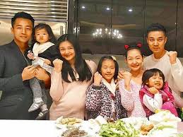 Shan cai, jangan bilang kamu cemburu? tulis jerry yan. Tulajdonjog Conquer Undo Barbie Hsu Tamarsheaffer Com