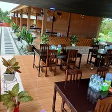 Berikut ini tempat makan di jakarta dengan harga bersahabat, di bawah rp 100.000. Saoeng Kampoeng Resto Menyajikan Paket Ramadhan Untuk Buka Puasa Nerdi Besok Jum At Kita Open Order