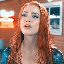 She starred alongside jason momoa. Amber Heard Mera Amber Heard Mera Facebook