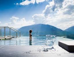 Discover Our Offers For Your Active And Your Relaxing Vacation In The Wellness Hotel Hohenwart S In Schenna So Outdoor Spa Wellness Spa Hotel Outdoor Pool
