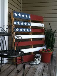 Front Porch Ideas Pallet Flag Pallet Crafts Diy Crafts