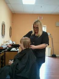 Apartment list will help you find a perfect apartment near you. Laura S 1948 Main Ave Conshohocken Pa Hair Salons Mapquest