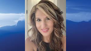 Laura Canton's Instagram, Twitter & Facebook