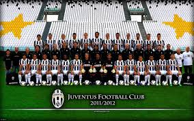 Juventus team pose before the group h match of the uefa champions league between juventus and manchester united at on november 7 juventus kits (2021) | dream league soccer kits & logo. Juventus Team Wallpapers Wallpaper Cave