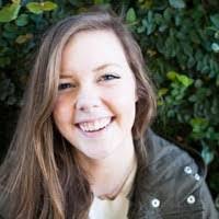 Hallie Simmons's Instagram, Twitter & Facebook