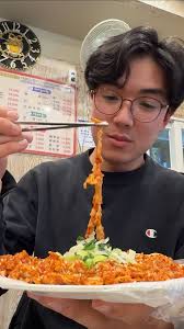 Johnny Kyunghwo Sheldrick