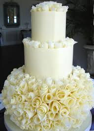 White Chocolate Rosebud Cake Chocolate Wedding Cake Chocolate Flowers Rosebud Cakes