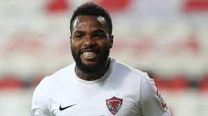 Fenerbahçe gabonlu futbolcu için hatayspor ile görüşmelere başlamıştı. Aaron Boupendza Panorama News
