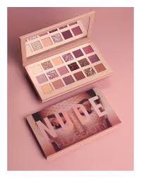 Ig & yt & sc: Huda Beauty The New Nude Eyeshadow Palette Beauty Pouch