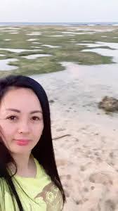 Annie Slabaugh's Instagram, Twitter & Facebook