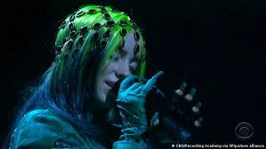 Los looks de los grammy 2021. 1mt2yz00vlzozm