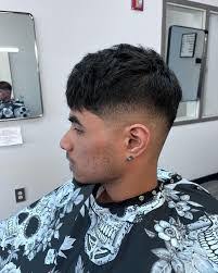 Mandi Barber's Instagram, Twitter & Facebook