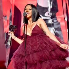 Cardi b is back doing what she does best — creating a buzz, even when you'd think there's nothing to buzz about!! Cardi B Reveals Pregnancy In The Middle Of Her S N L Performance Vanity Fair