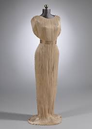 Shop for italian lighting at alibaba.com and save time and money on major roadwork projects. Delphos Gown Pleated Silk Gown Invented By Mariano Fortuny Dress Was Designed After A Classical Greek Statue Fortuny Delphos Delphos Fortuny