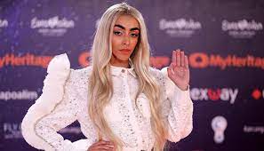 He is best known for representing hassani was considered one of the most popular singers to represent france in 'eurovision,' thanks. Bilal Hassani Singen Gegen Homophobie Gesellschaft Tgr Tagesschau
