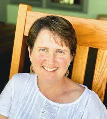 Anne Kinney's Instagram, Twitter & Facebook