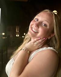 Fall time with the sorority fam🩷