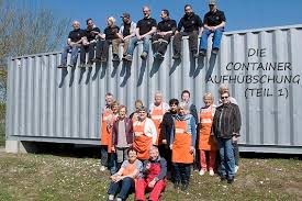 Donau ludwigstraße 12 93086 wörth a. Worth Vr Bank Sudpfalz Und Der Daimler Ag Packen Bei Tafel Mit An Pfalz Express