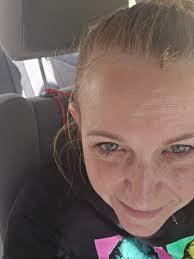 Karen Riback's Instagram, Twitter & Facebook