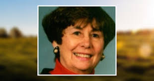 Julie Leighton's Instagram, Twitter & Facebook