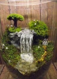 Waterval In Je Tuin Inspiratie En Tips Om Zelf Te Maken Fairy Garden Ideas Diy Miniatuurtuin Feeen Tuin