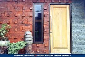 Ingin merasa lebih dekat dengan alam. Batu Alam Material Hunian Dengan Kesan Natural Dan Adem